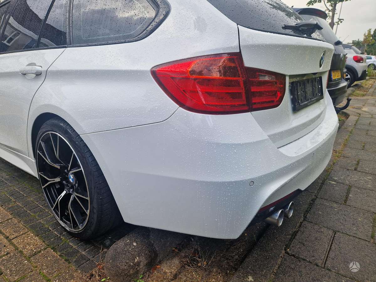 BMW 320 - 6