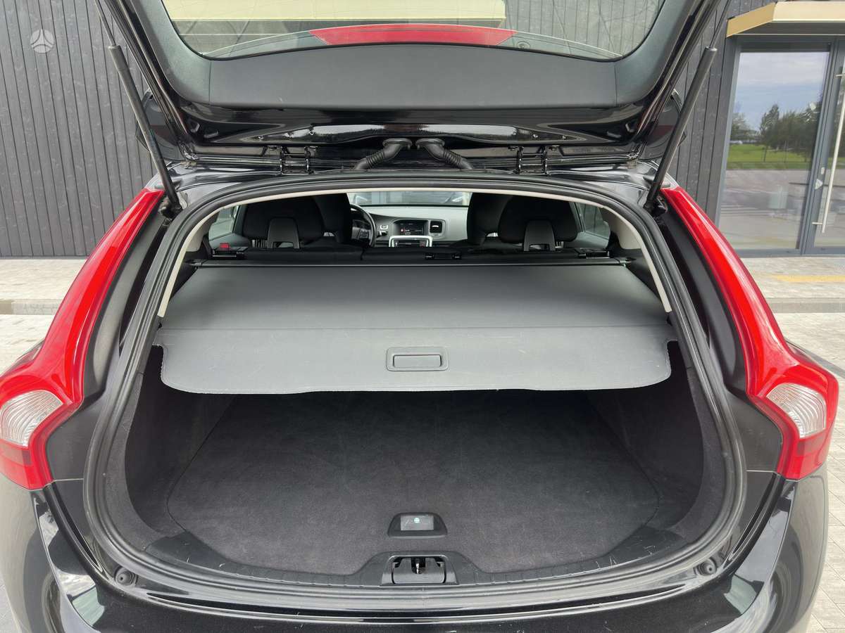 Volvo V60, 2.0 l., universalas