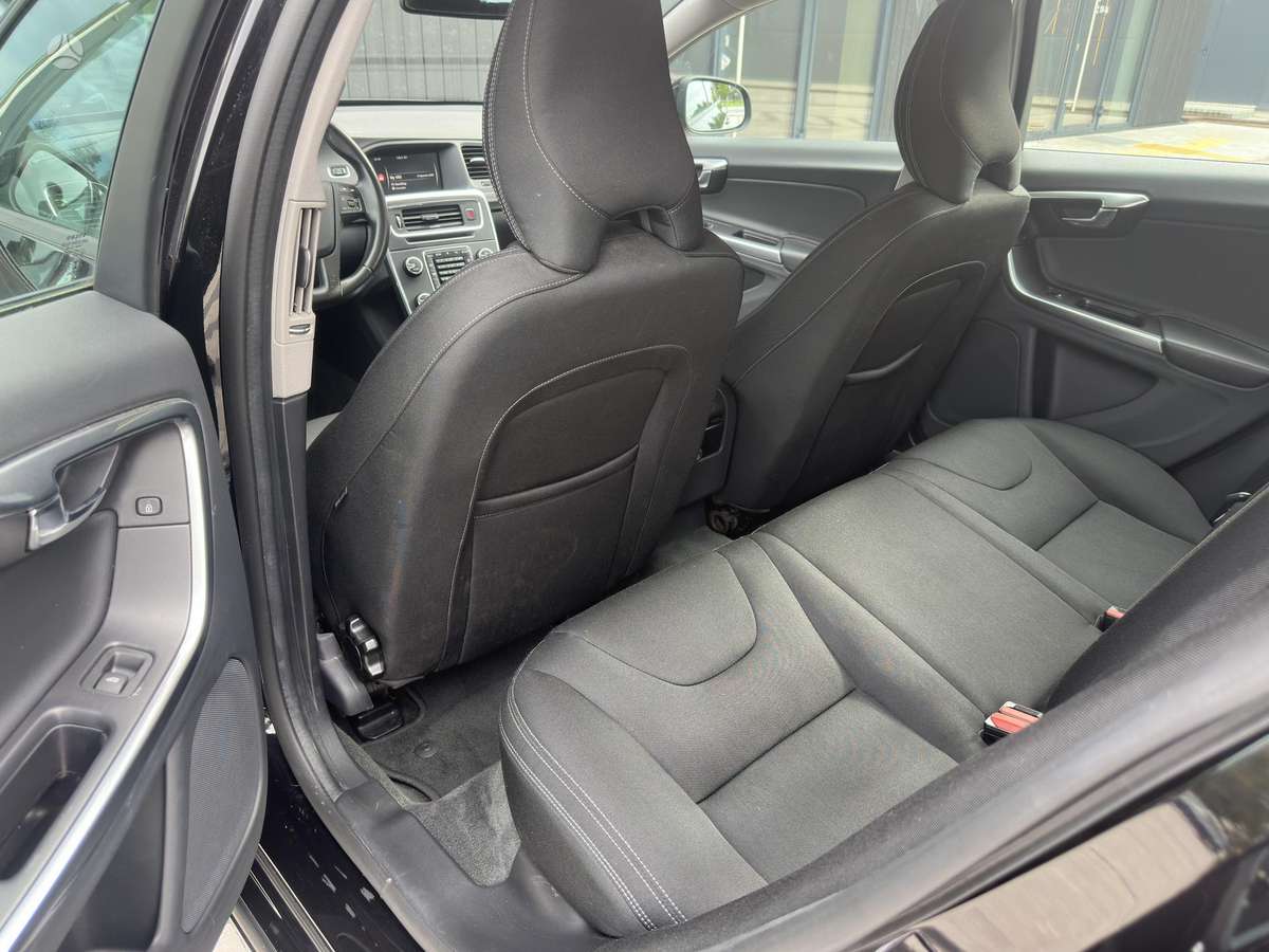 Volvo V60, 2.0 l., Универсал