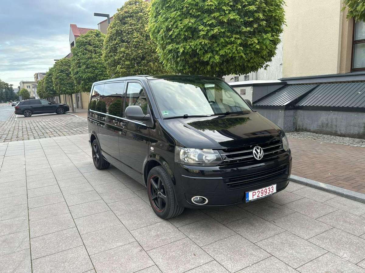 Volkswagen Multivan - 2