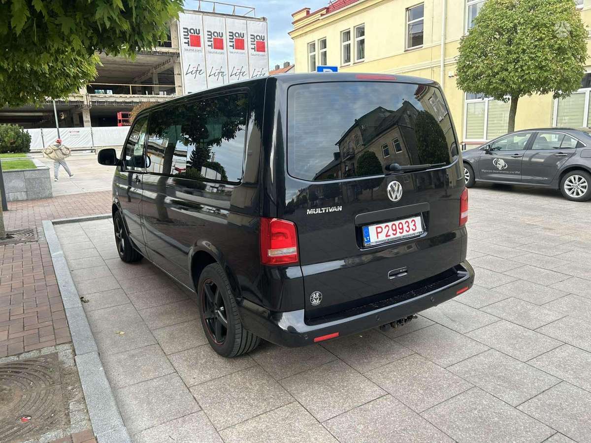 Volkswagen Multivan - 3