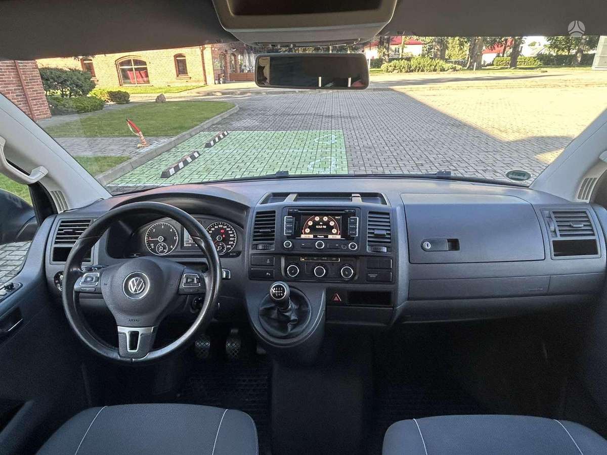 Volkswagen Multivan - 6