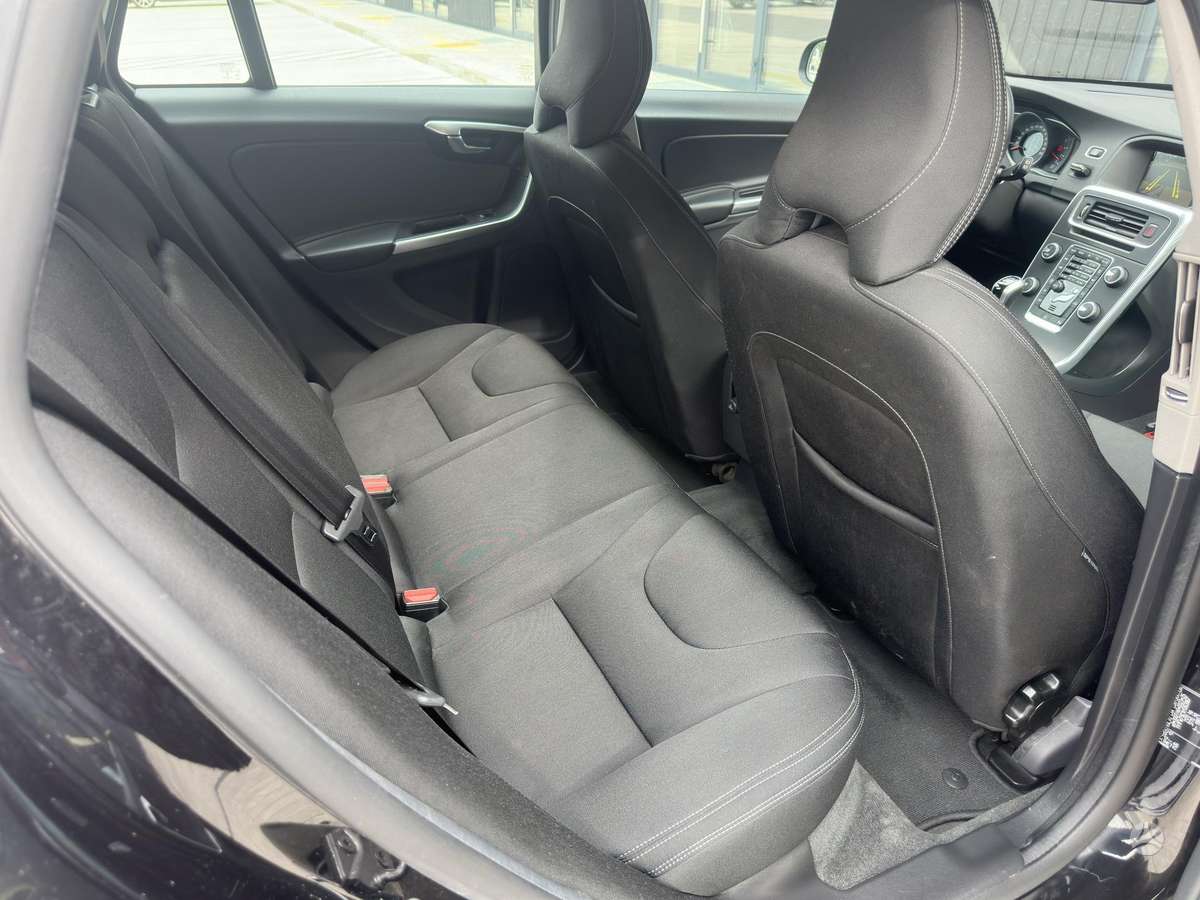 Volvo V60, 2.0 l., Универсал