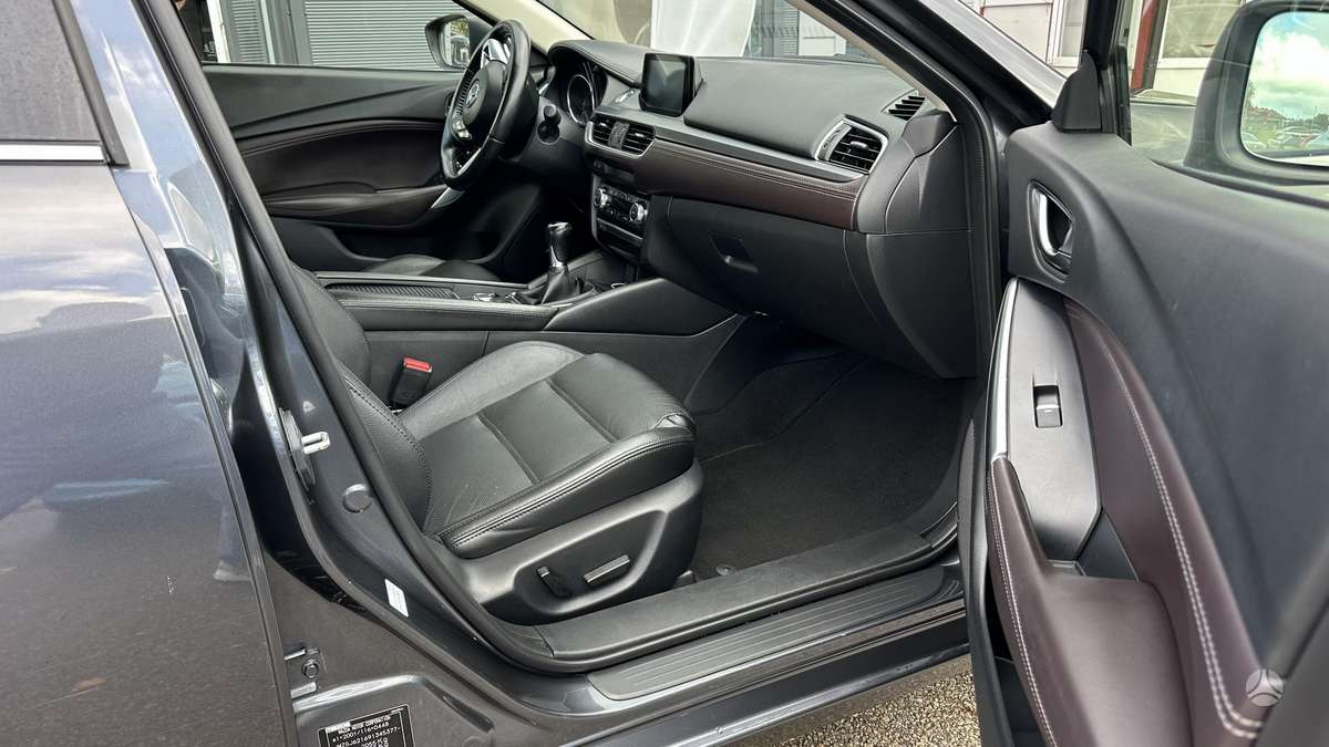 Mazda 6 - 9