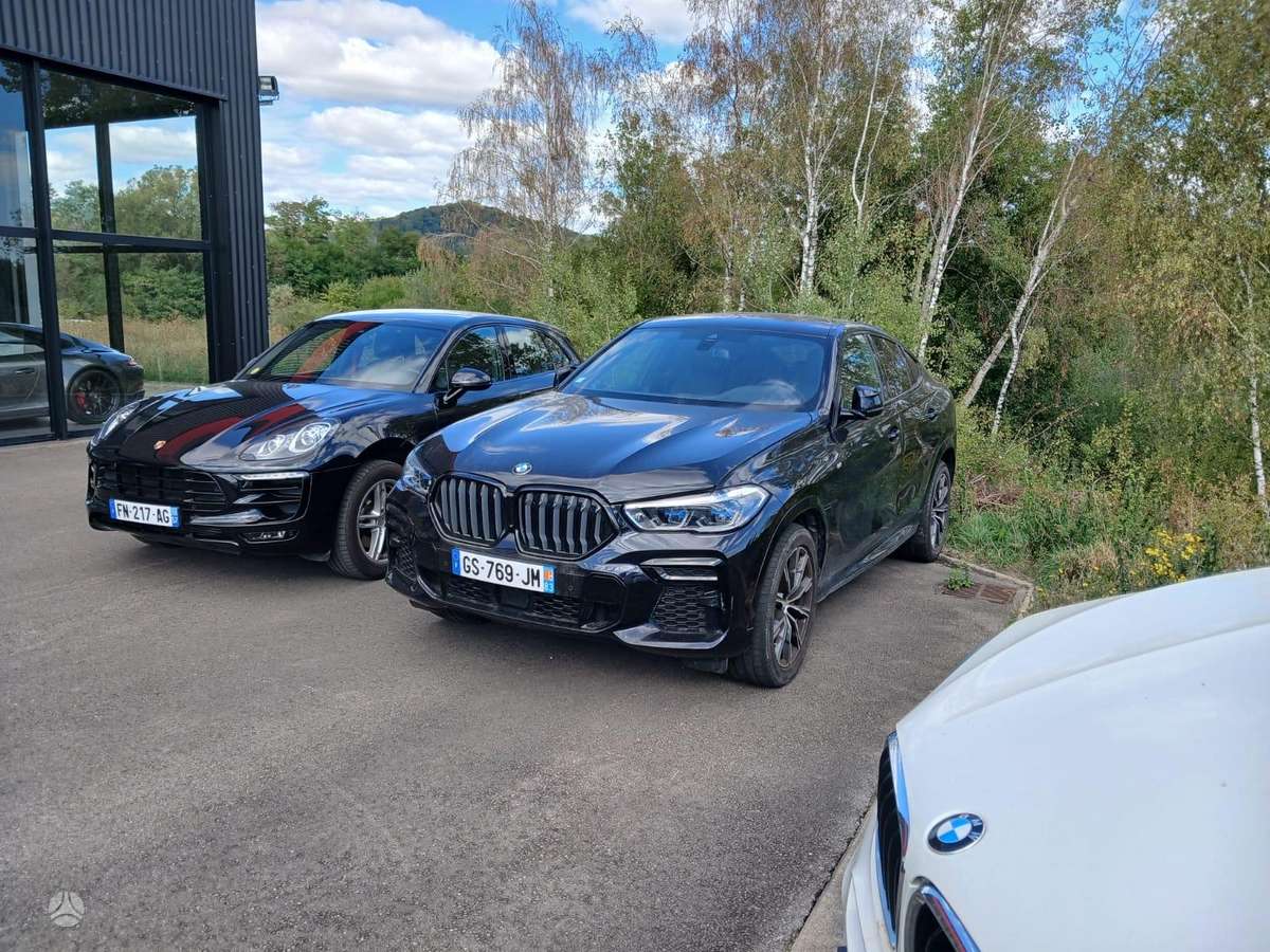 BMW X6 - 1
