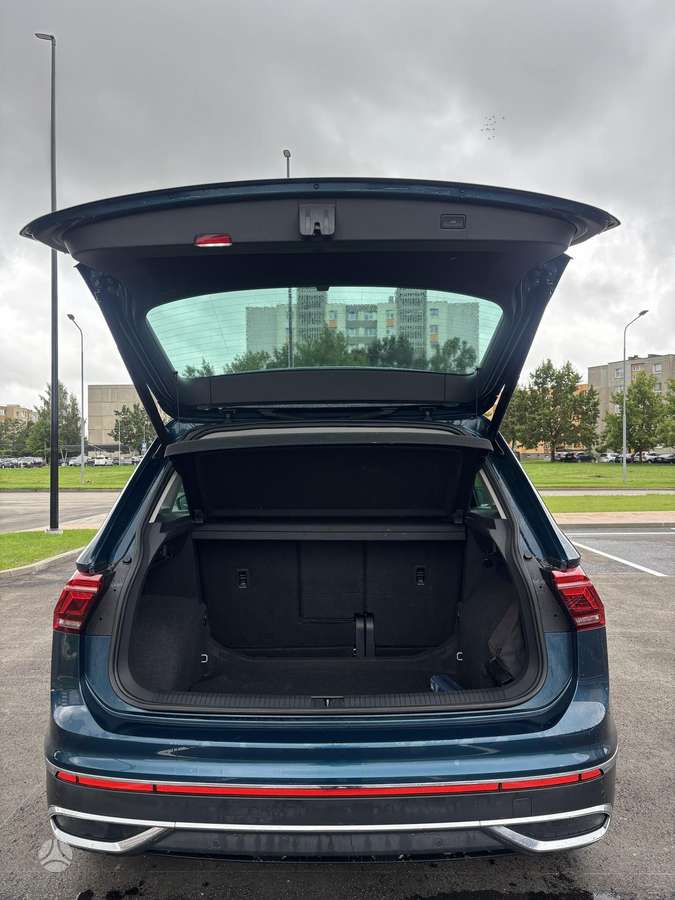 Volkswagen Tiguan - 8