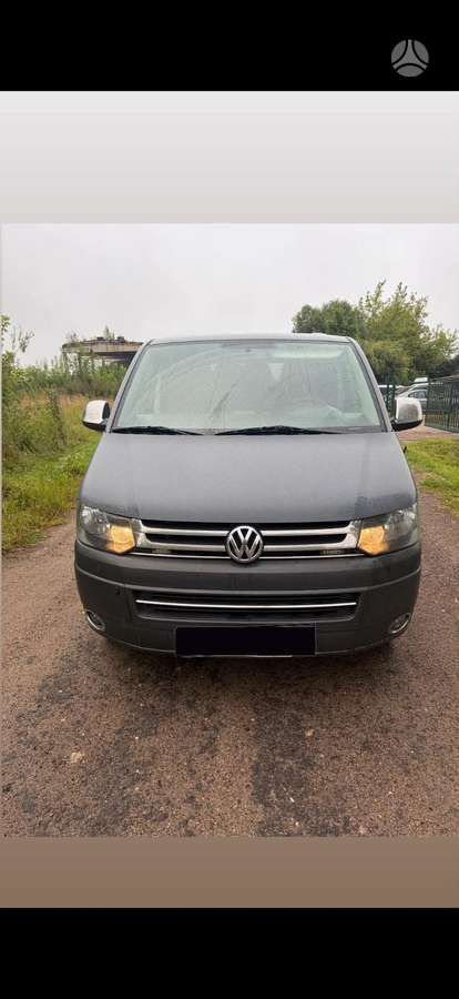 Volkswagen Transporter - 1