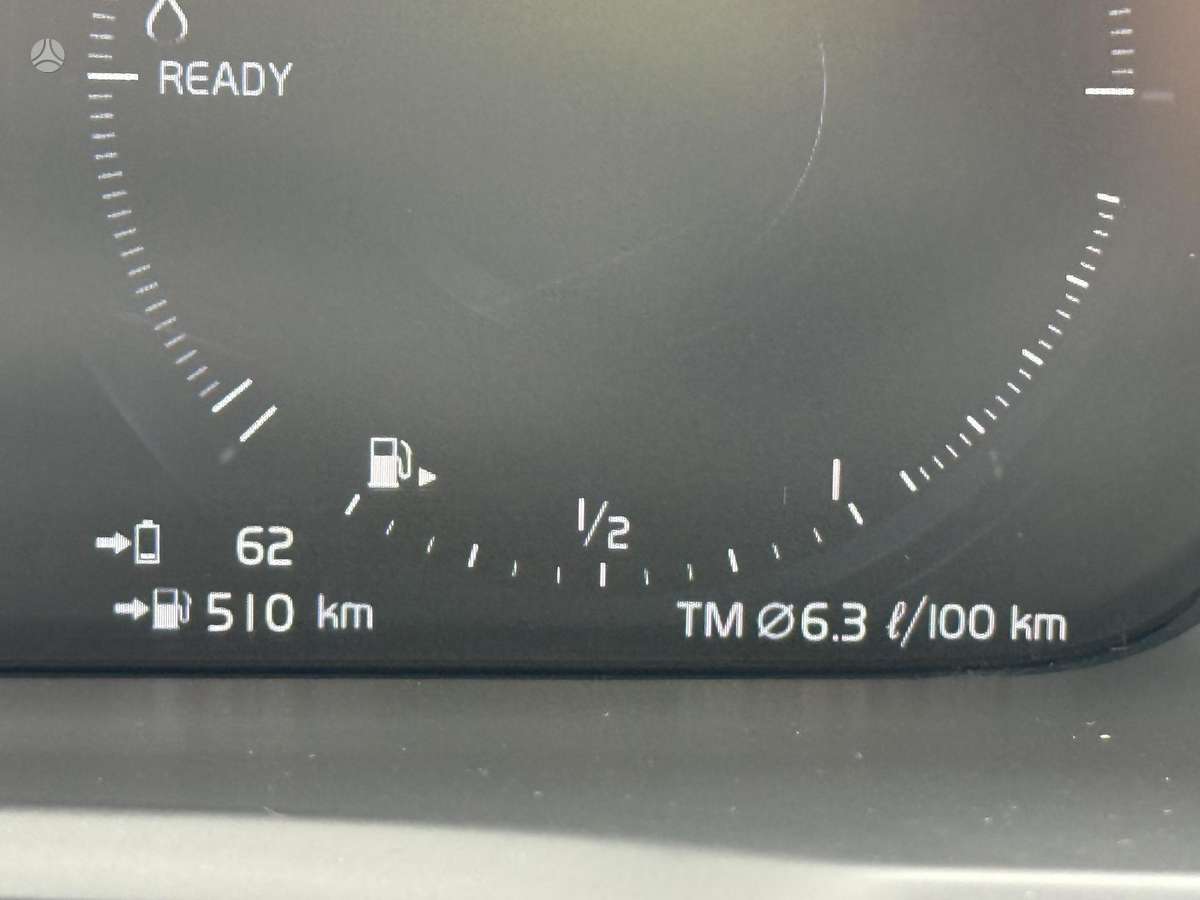 Volvo XC90 - 8