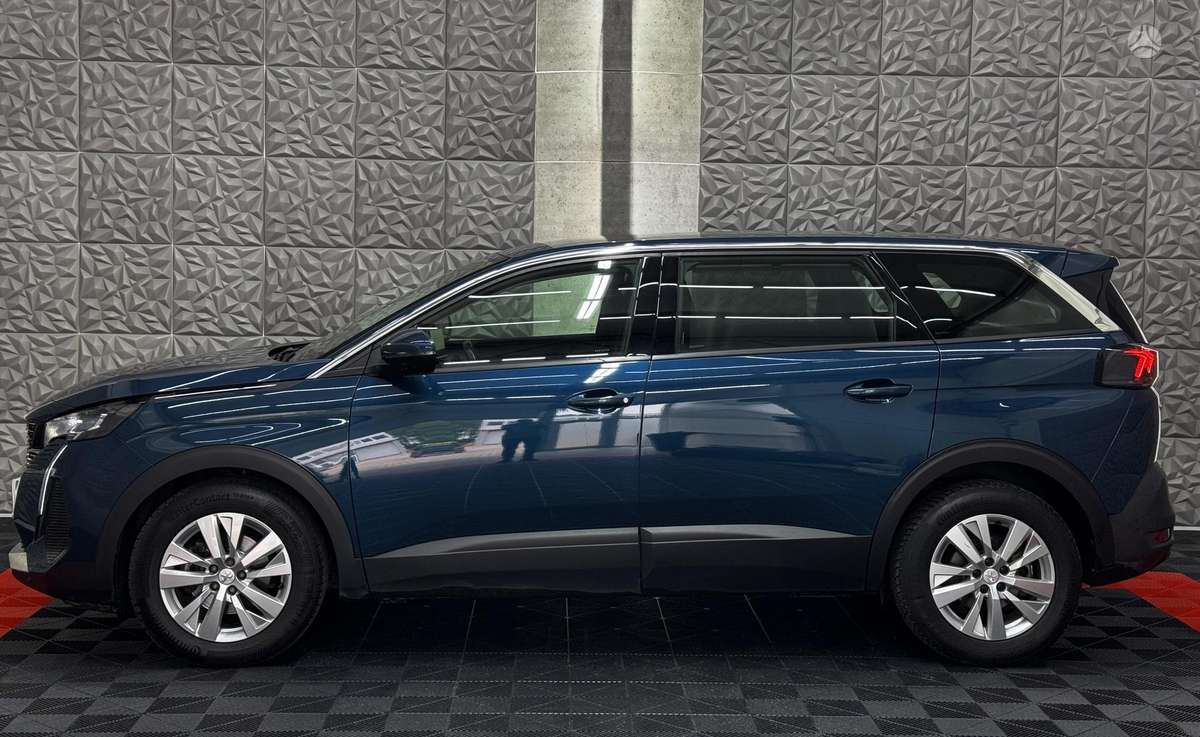 Peugeot 5008 - 3