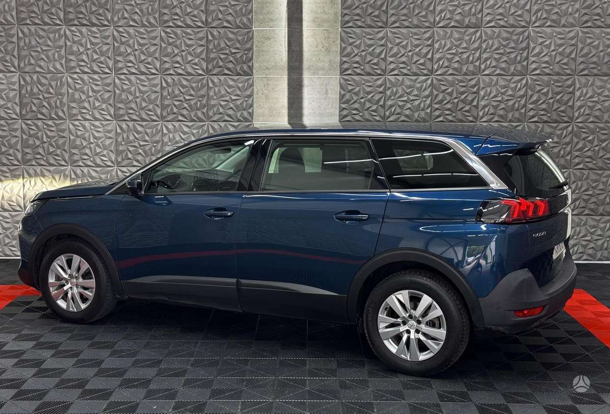 Peugeot 5008 - 4