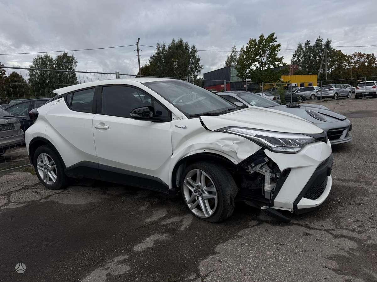 Toyota C-HR - 5