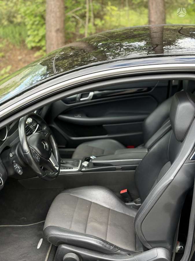 Mercedes-Benz C220 - 5