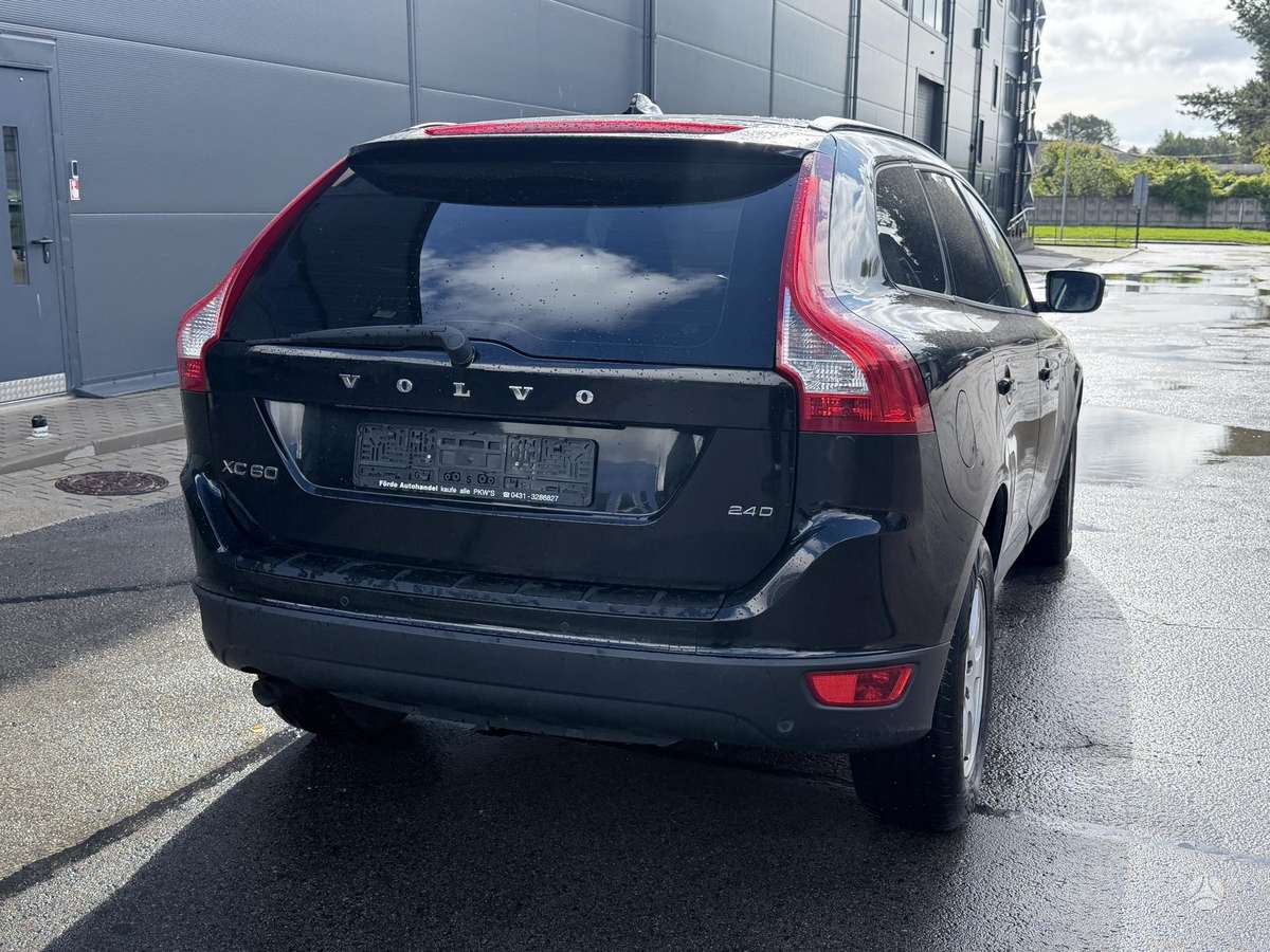 Volvo XC60 - 2