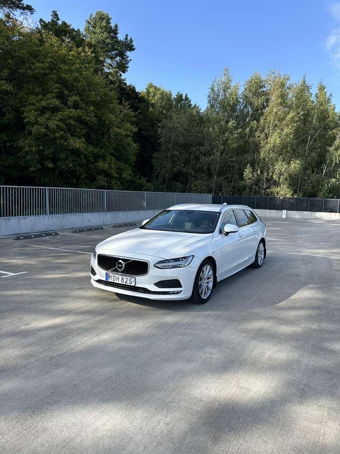 Volvo V90 - 2