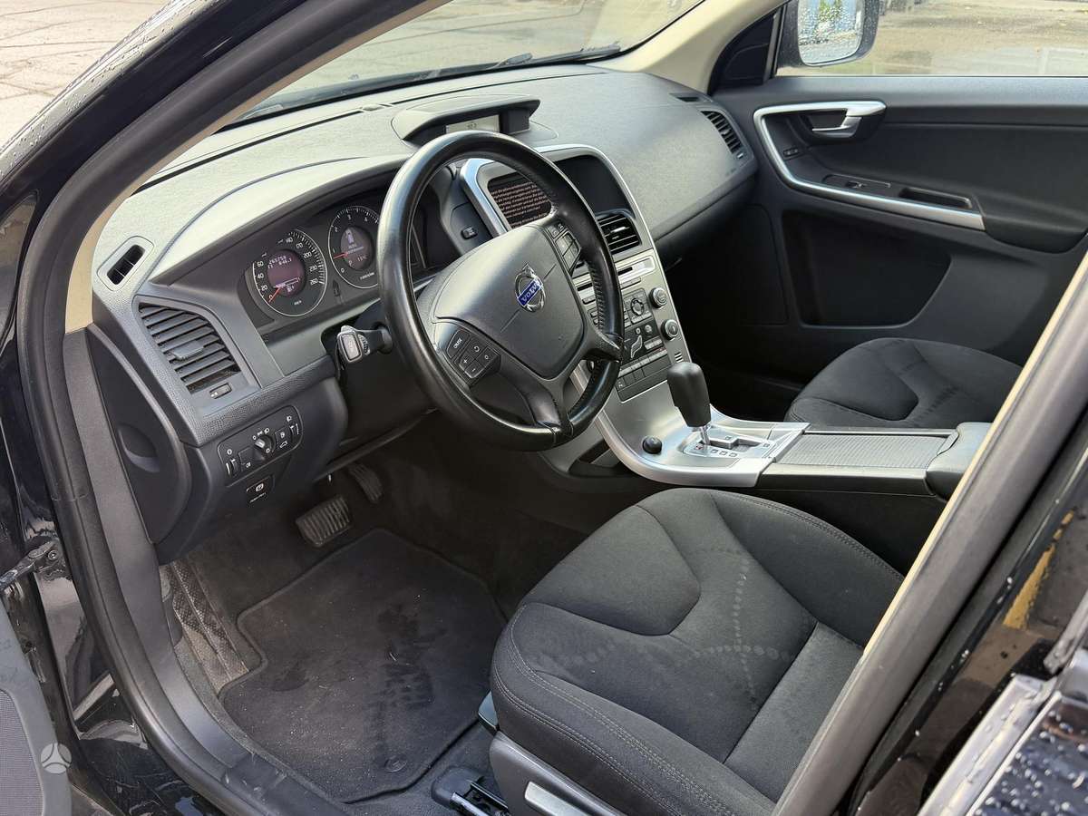 Volvo XC60 - 11