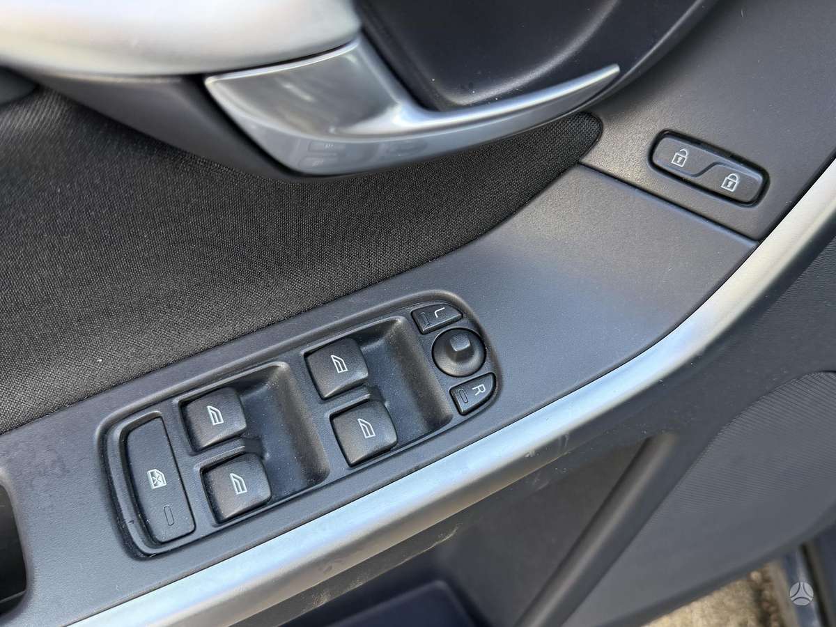 Volvo XC60 - 12