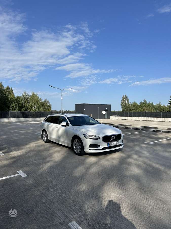 Volvo V90 - 8