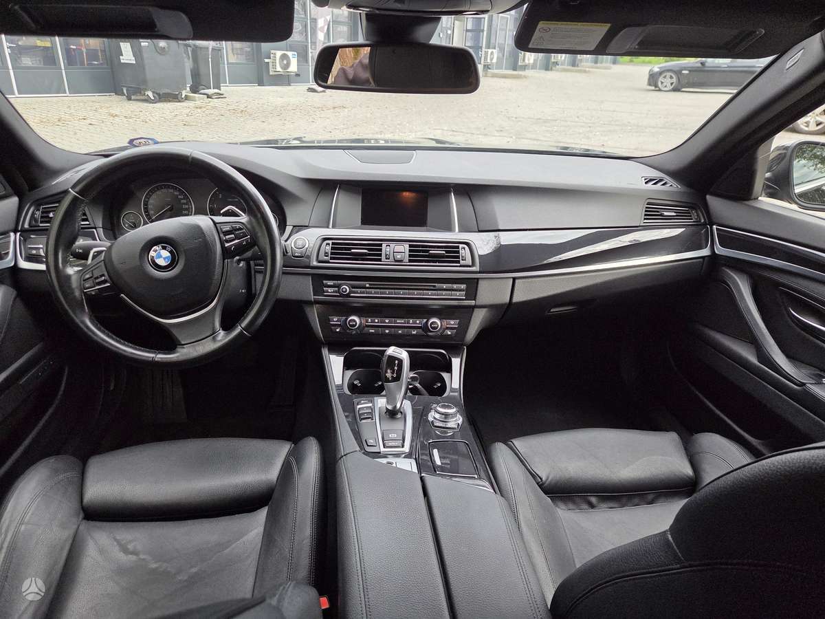 BMW 520 - 12