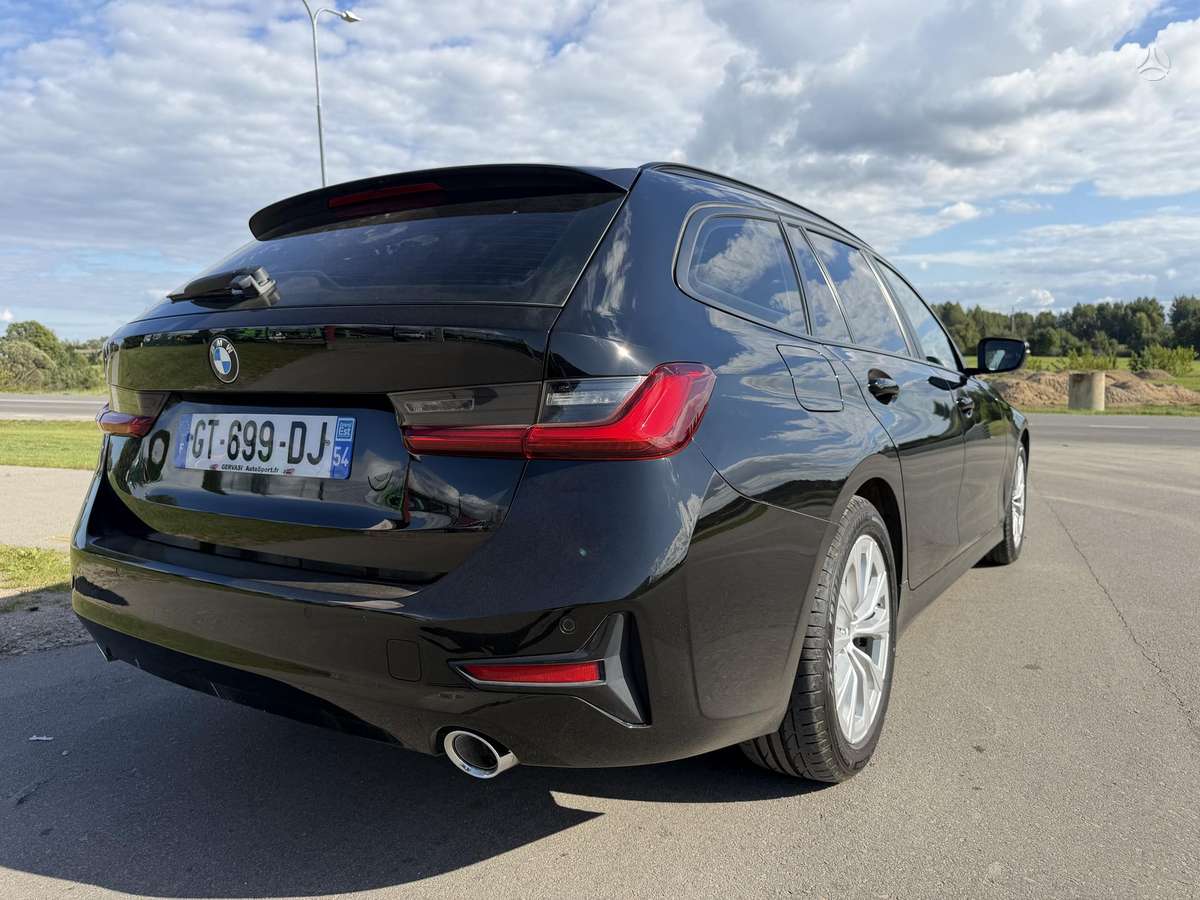 BMW 320 - 11