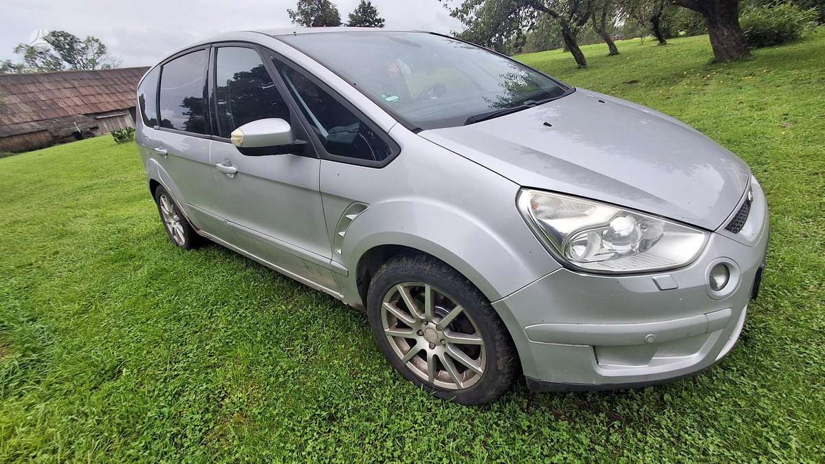 Ford S-MAX - 4