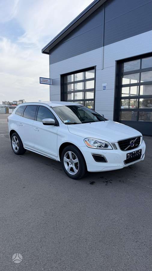Volvo XC60 - 2