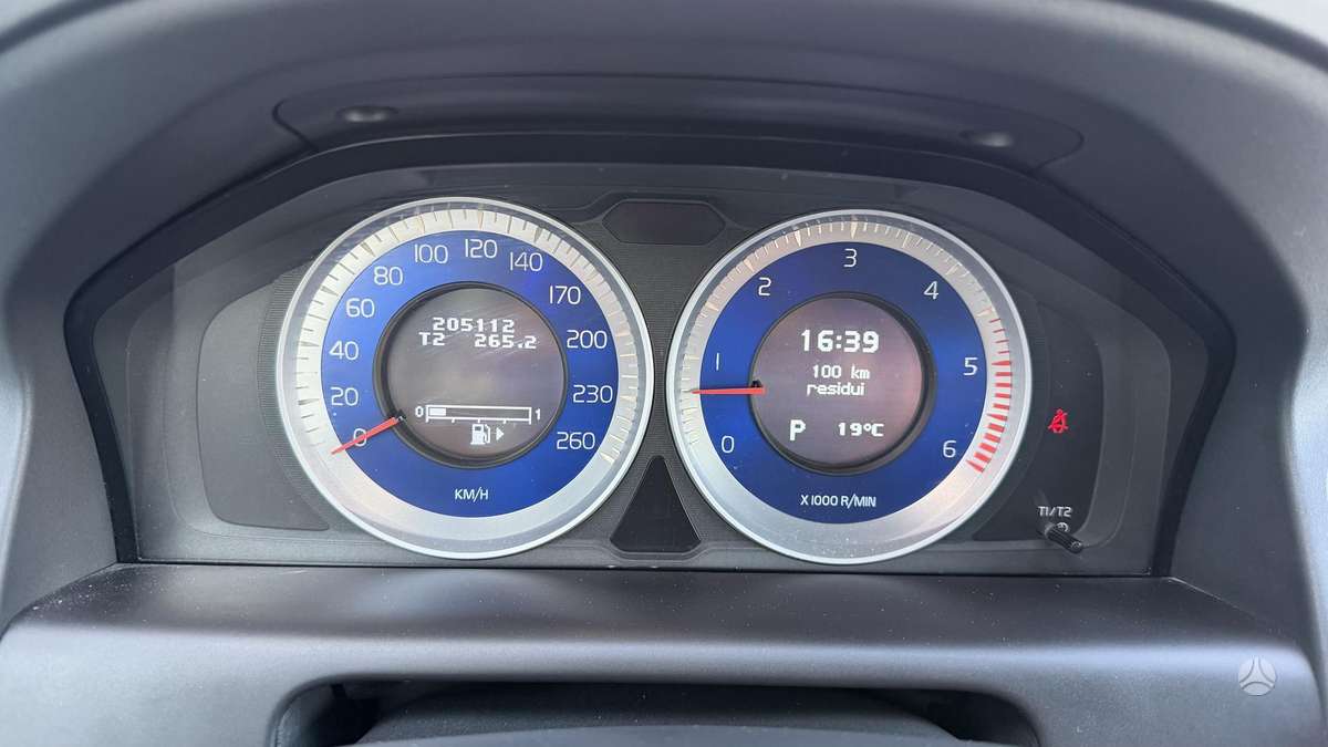Volvo XC60 - 10