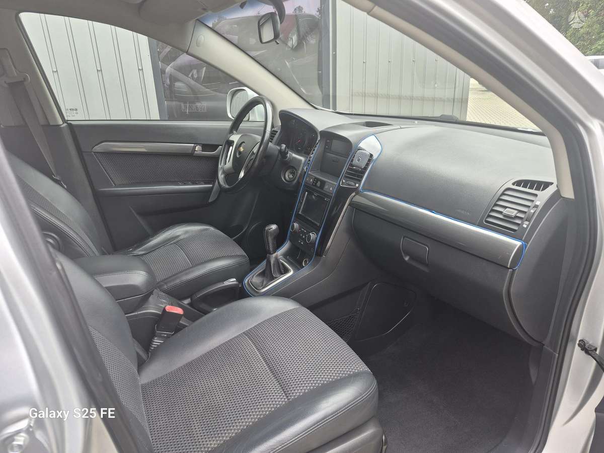 Chevrolet Captiva - 10