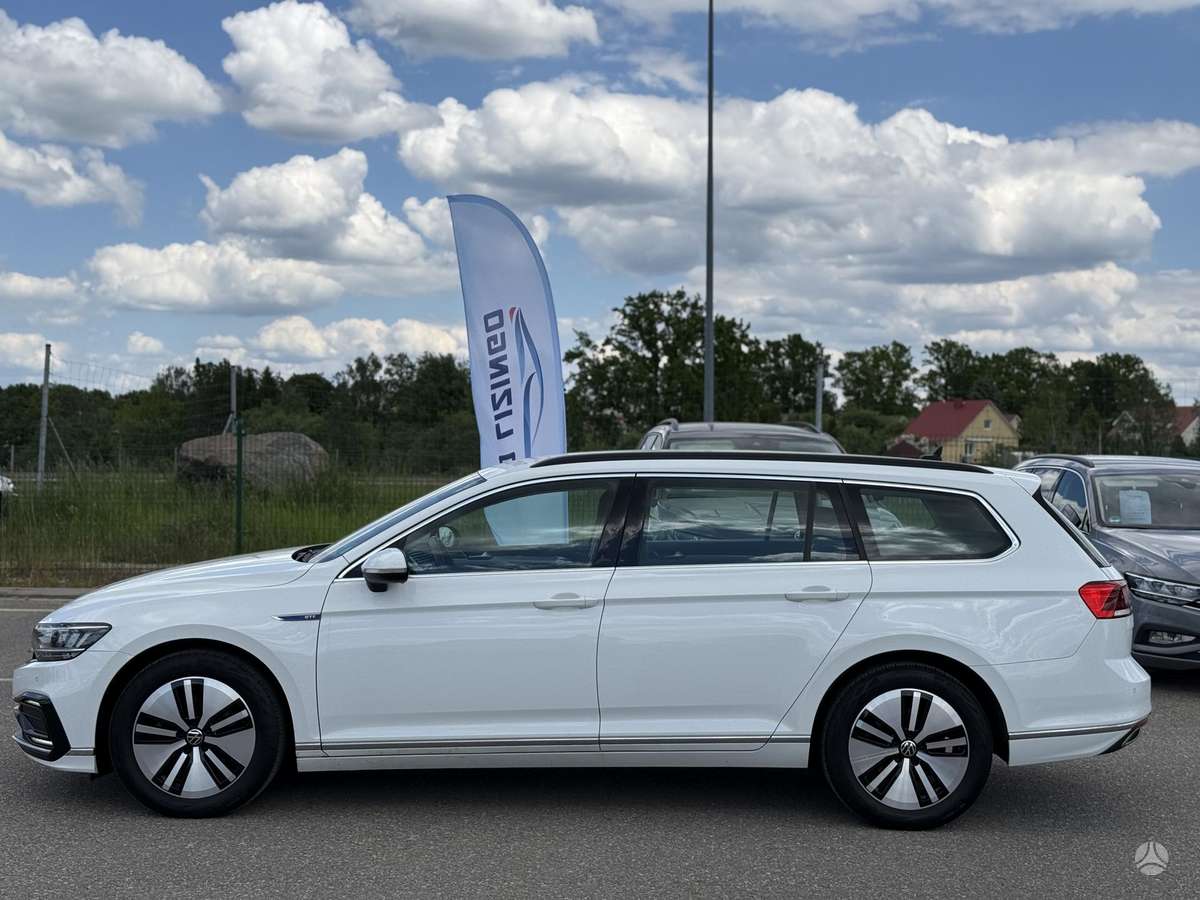 Volkswagen Passat - 7