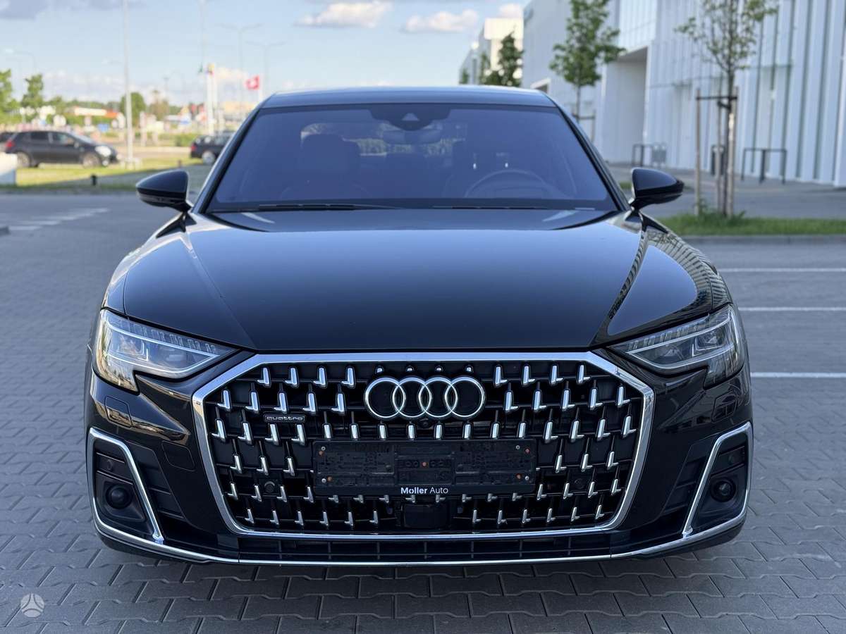 Audi A8 - 4