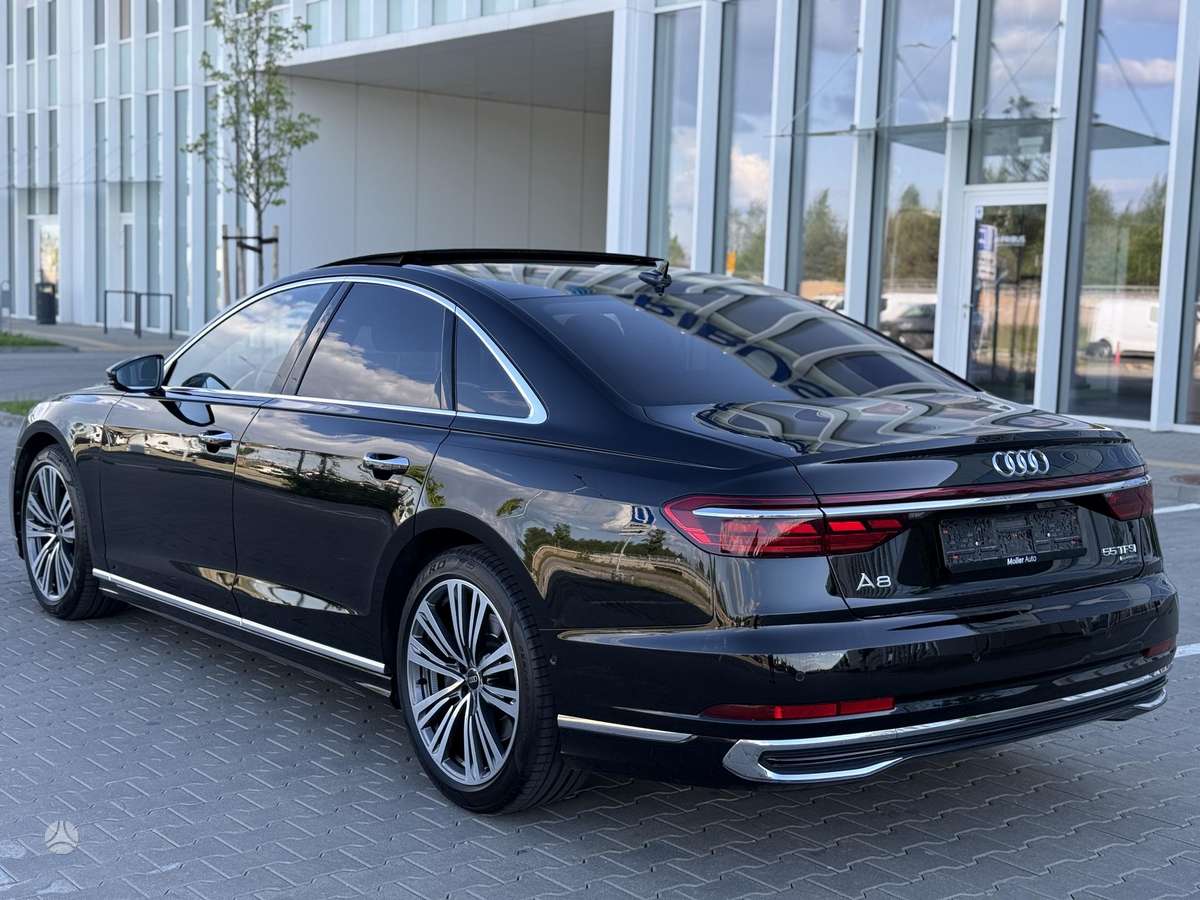 Audi A8 - 7
