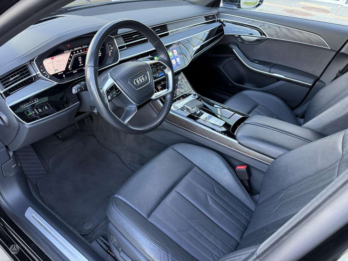 Audi A8, 3.0 l., Седан