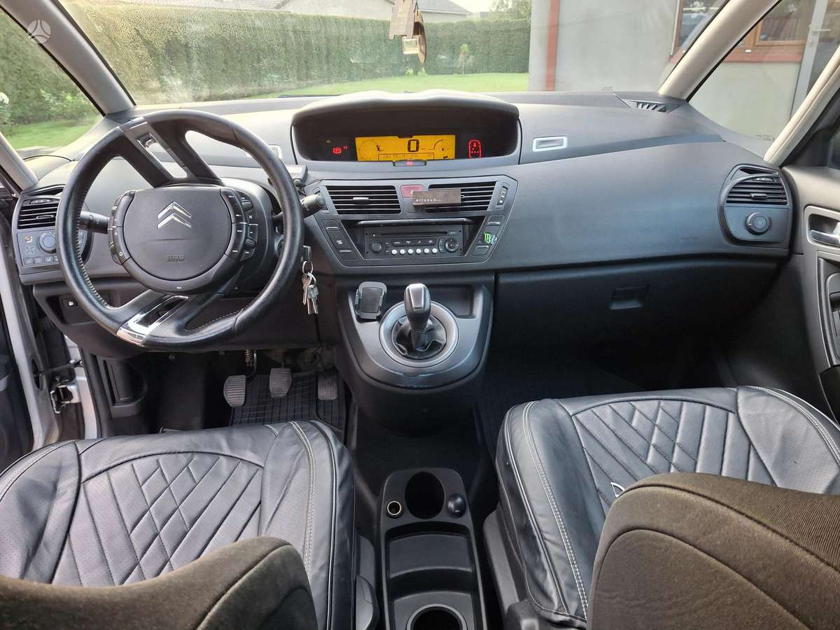 Citroën C4 Picasso - 6