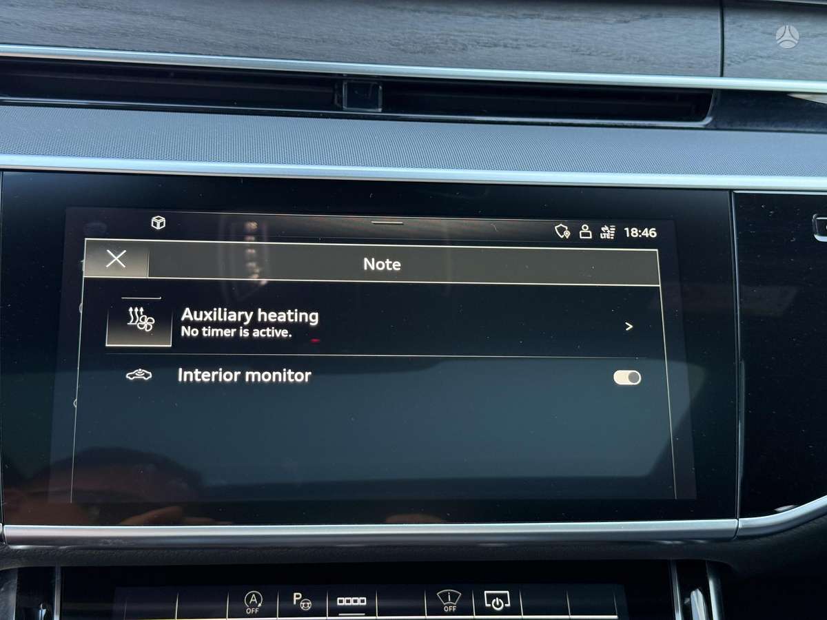 Audi A8, 3.0 l., Седан