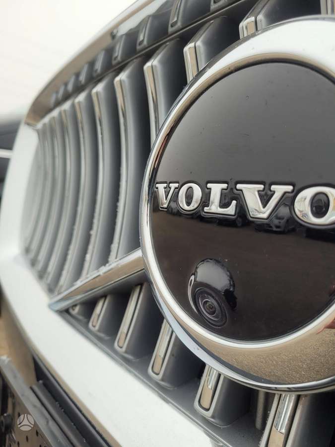 Volvo XC90 - 11
