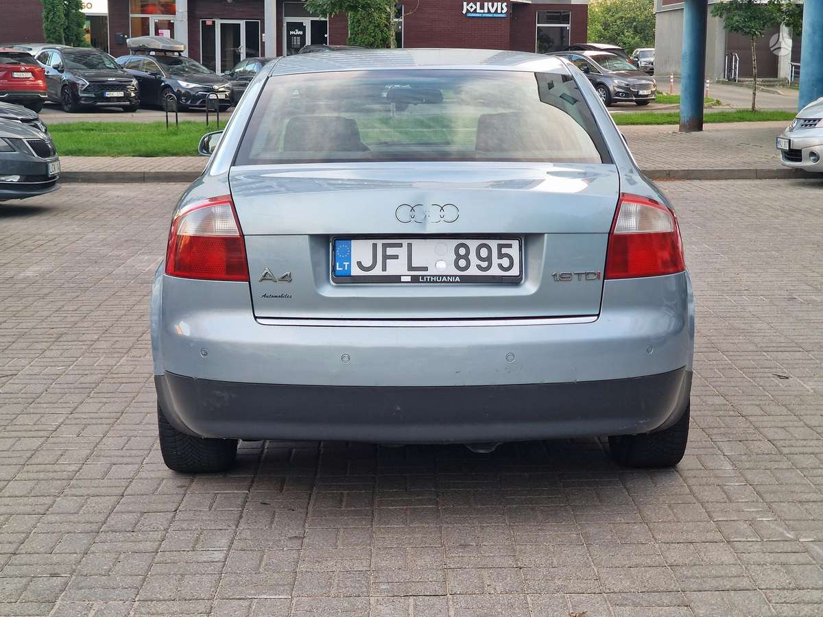 Audi A4 - 6