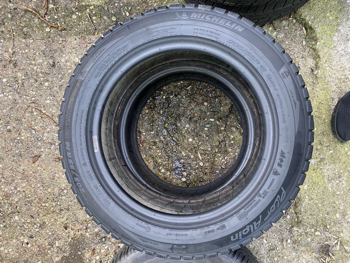 Michelin Pilot Alpin, winter 205/55 R16
