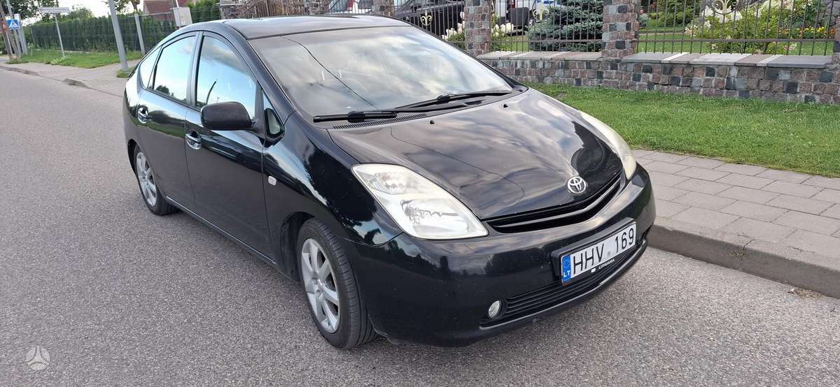 Toyota Prius, hatchback