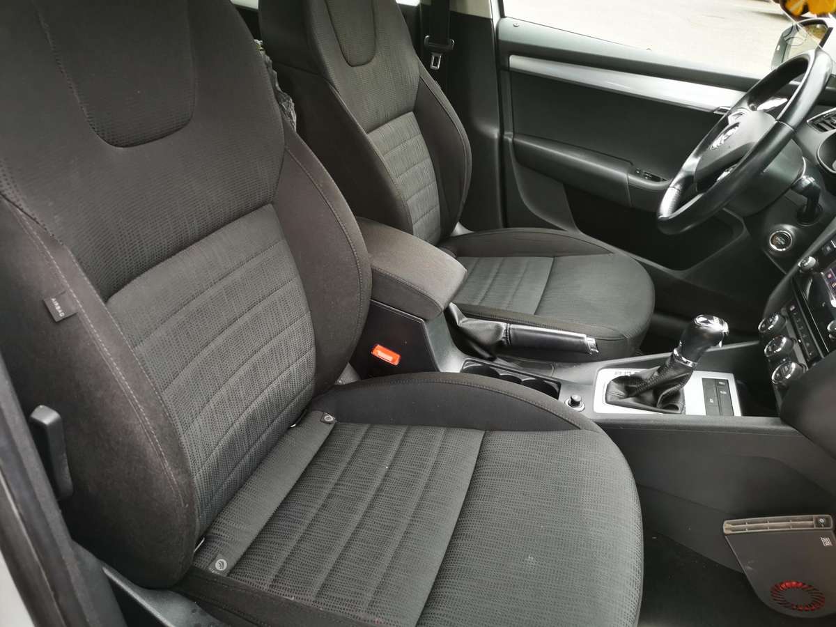 Škoda Octavia - 10