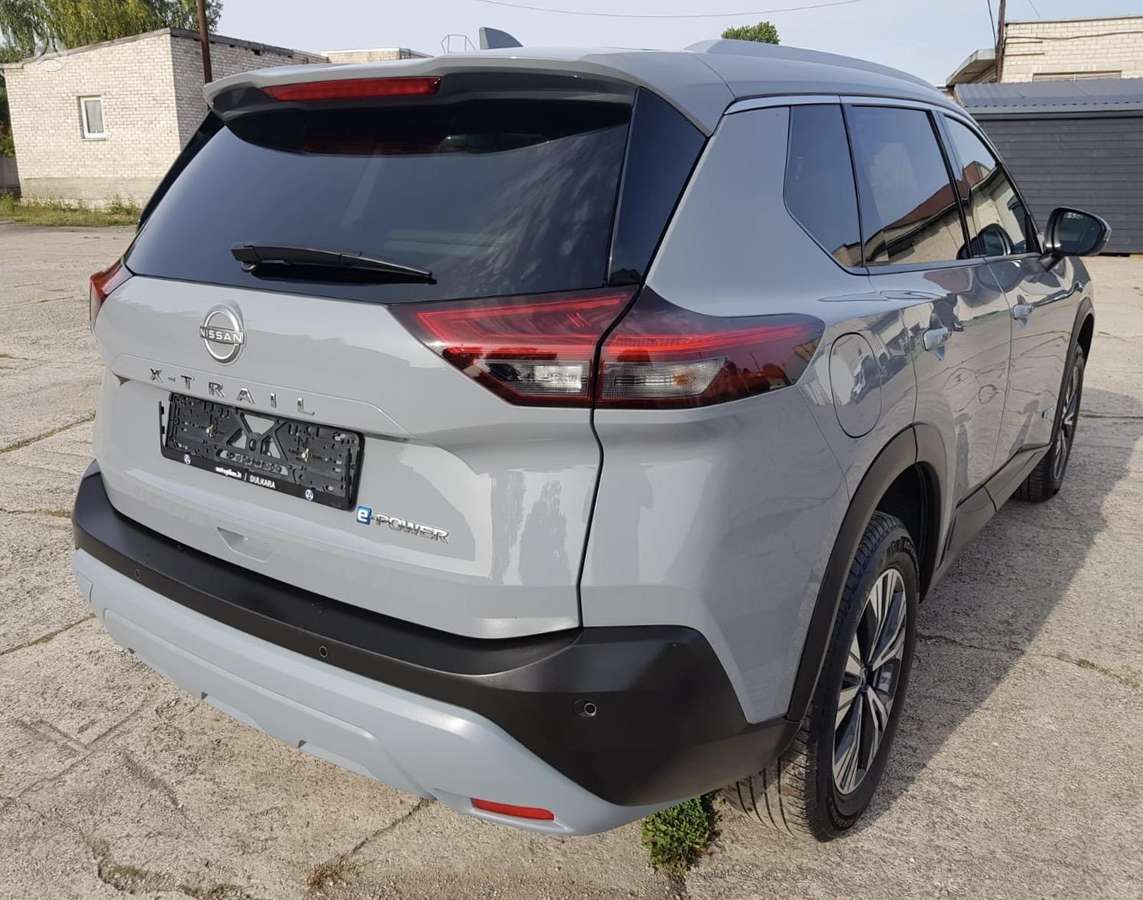 Nissan X-Trail - 4