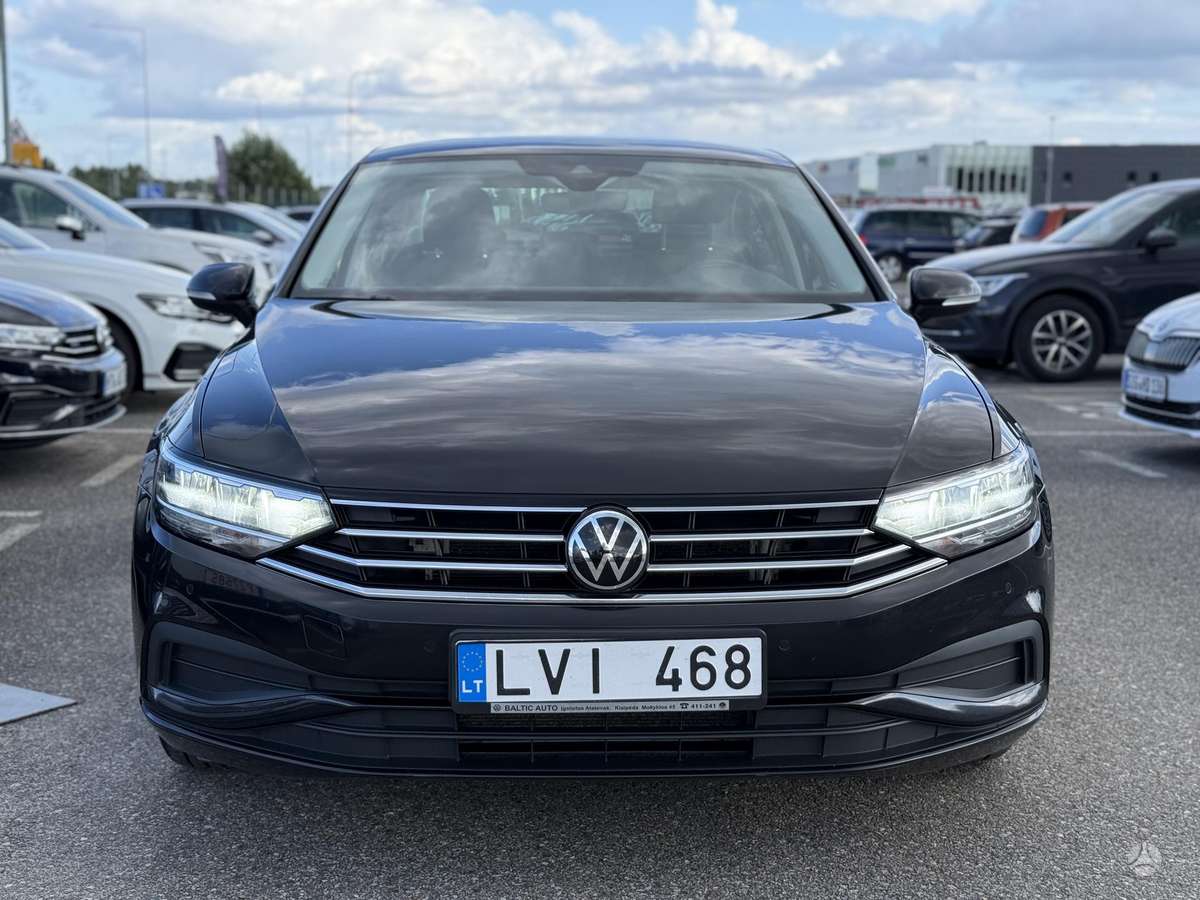 Volkswagen Passat - 8