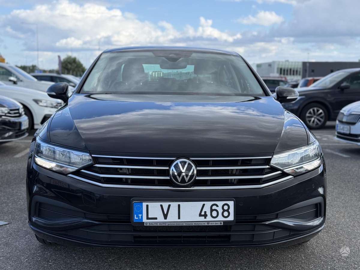 Volkswagen Passat - 9