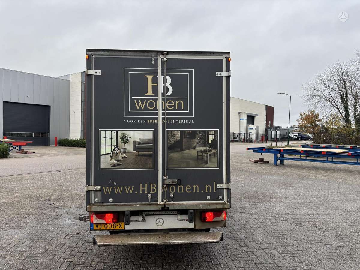 Mercedes-Benz Sprinter - 5