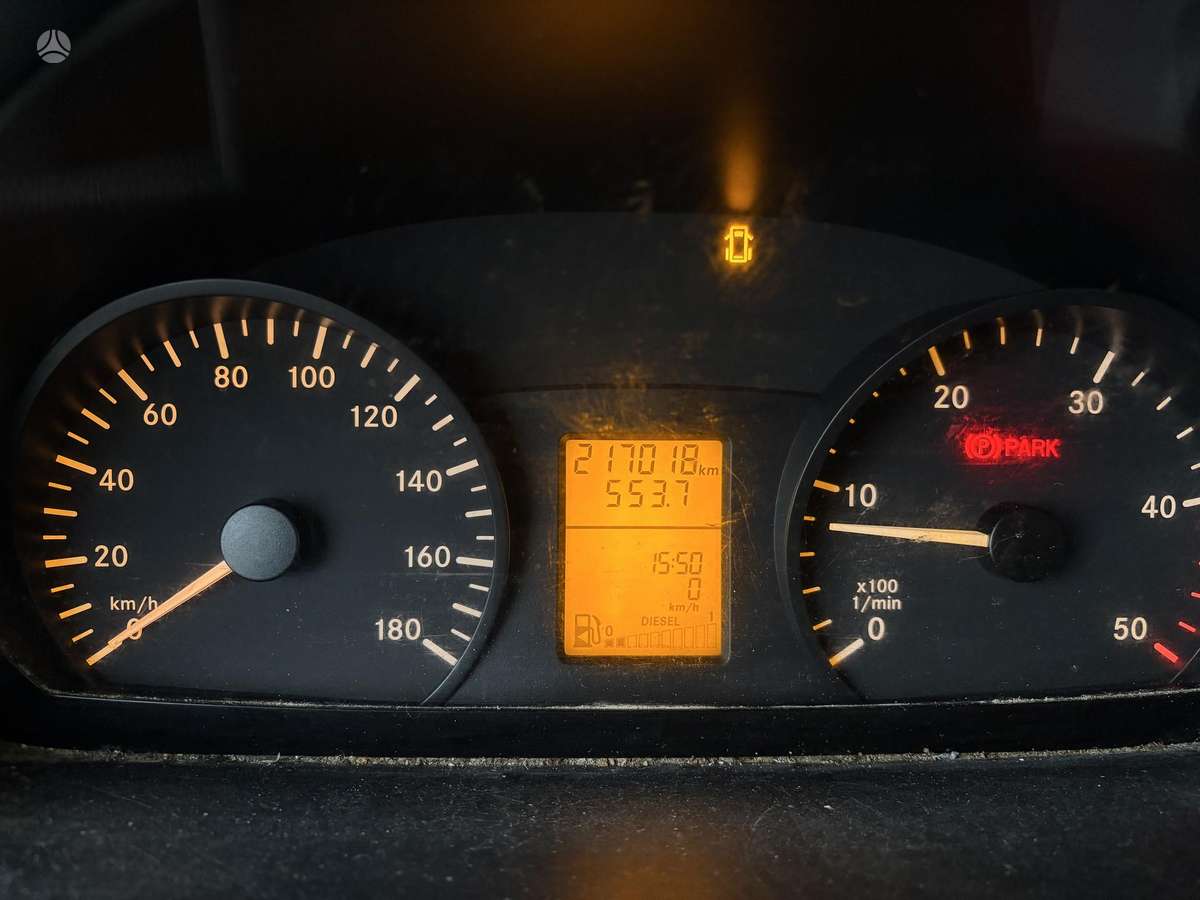 Mercedes-Benz Sprinter - 7