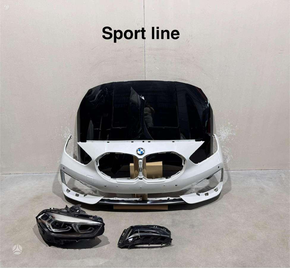 BMW 1 serija F40