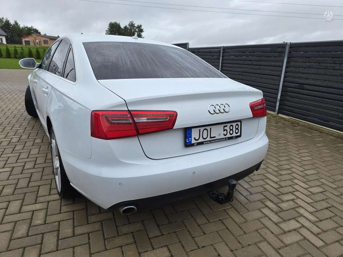 Audi A6 - 4