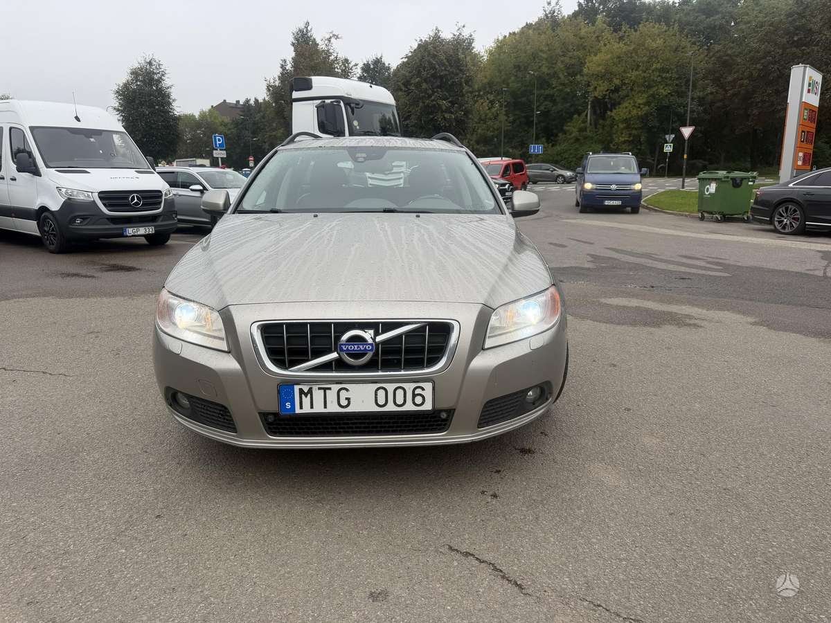 Volvo V70 - 2