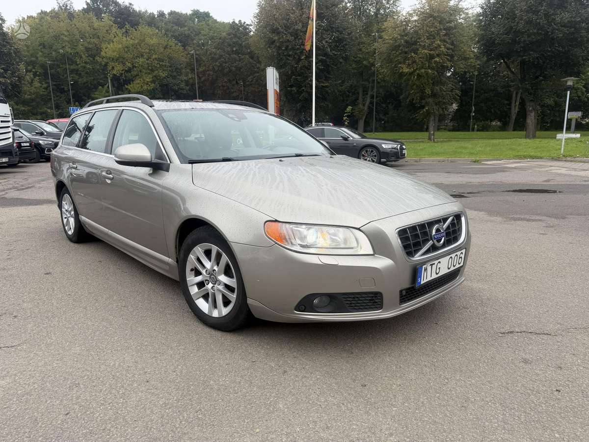 Volvo V70 - 3