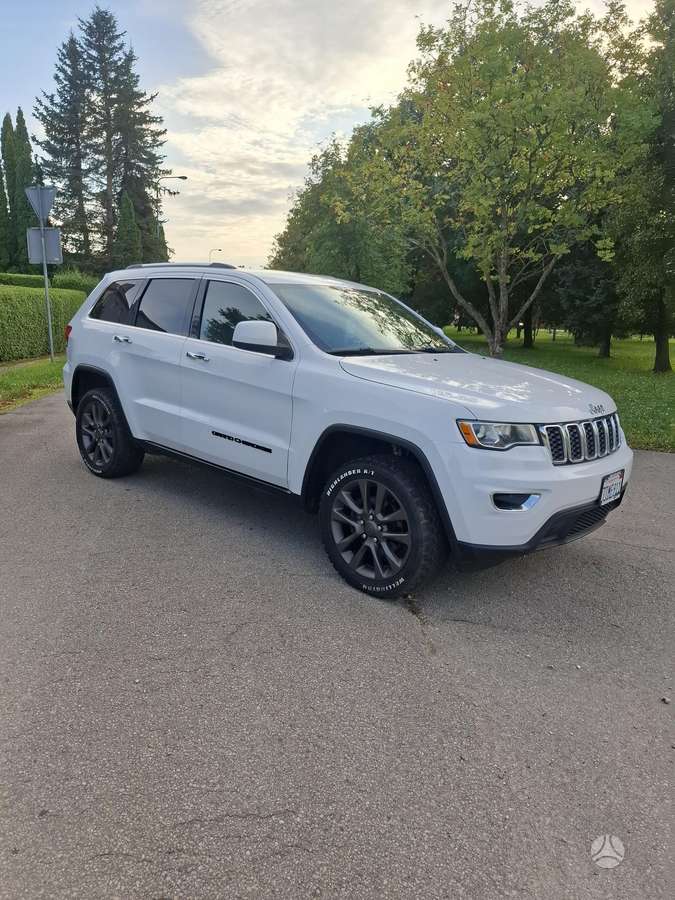 Jeep Grand Cherokee - 4