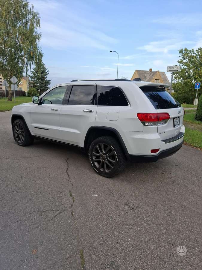 Jeep Grand Cherokee - 7