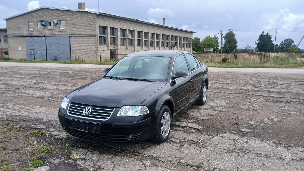 Volkswagen Passat - 2